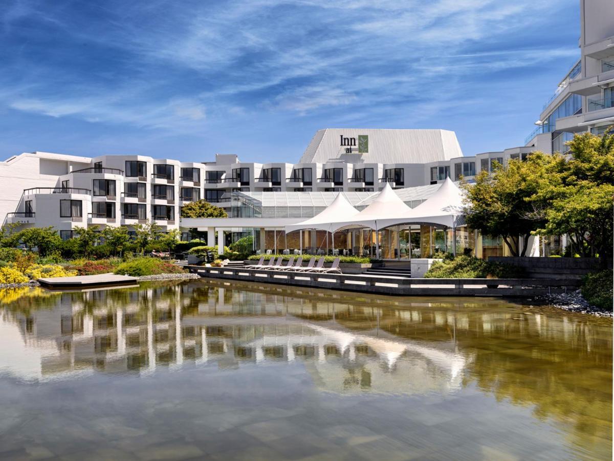Hotel At Laurel Point 4*