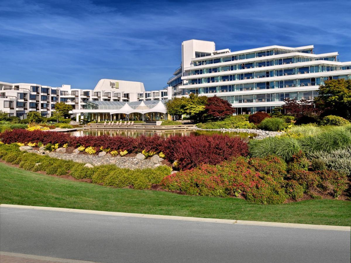 Hotel At Laurel Point 4*