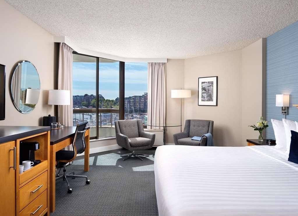 Hotel At Laurel Point Victoria