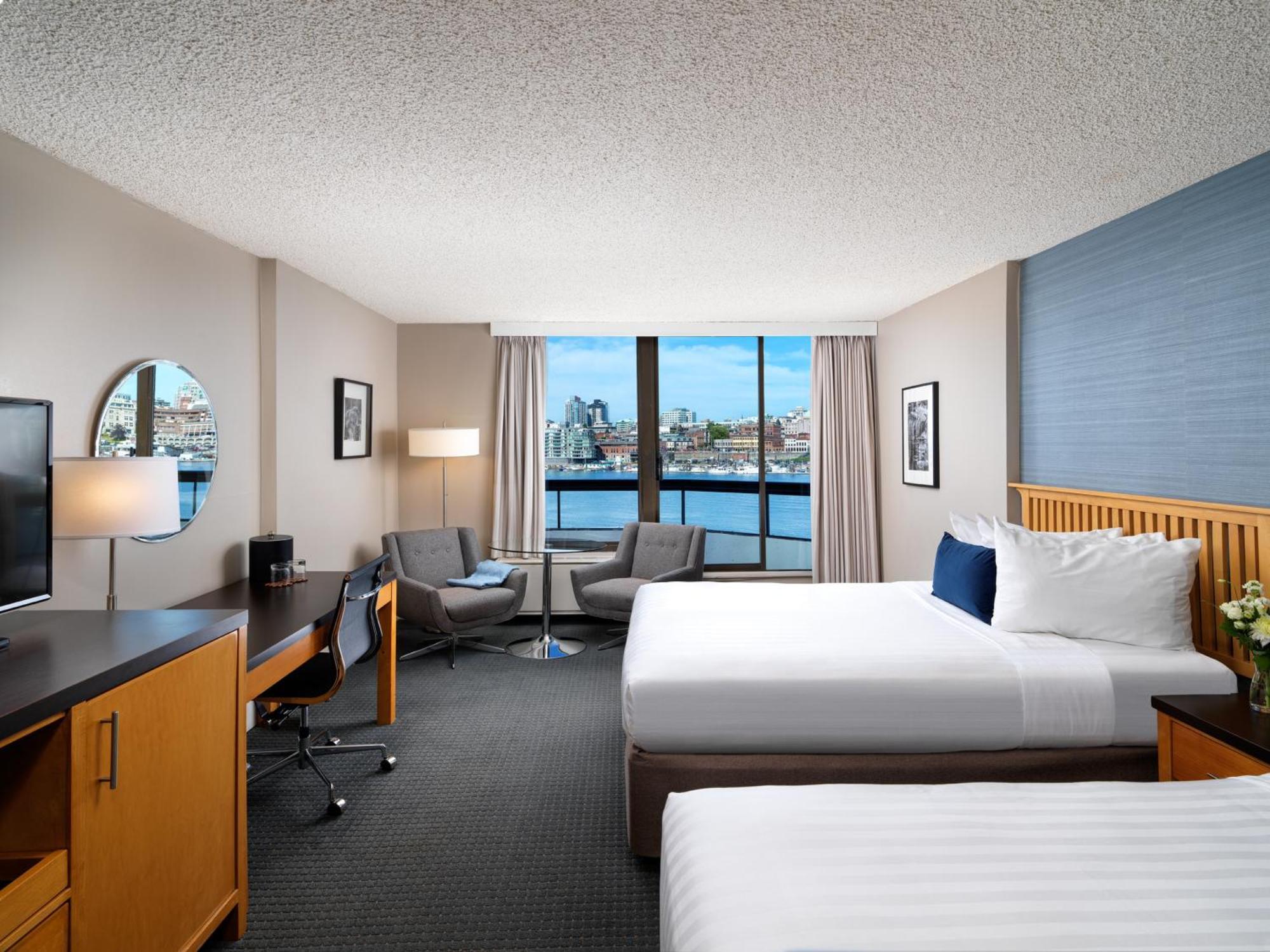 Hotel At Laurel Point