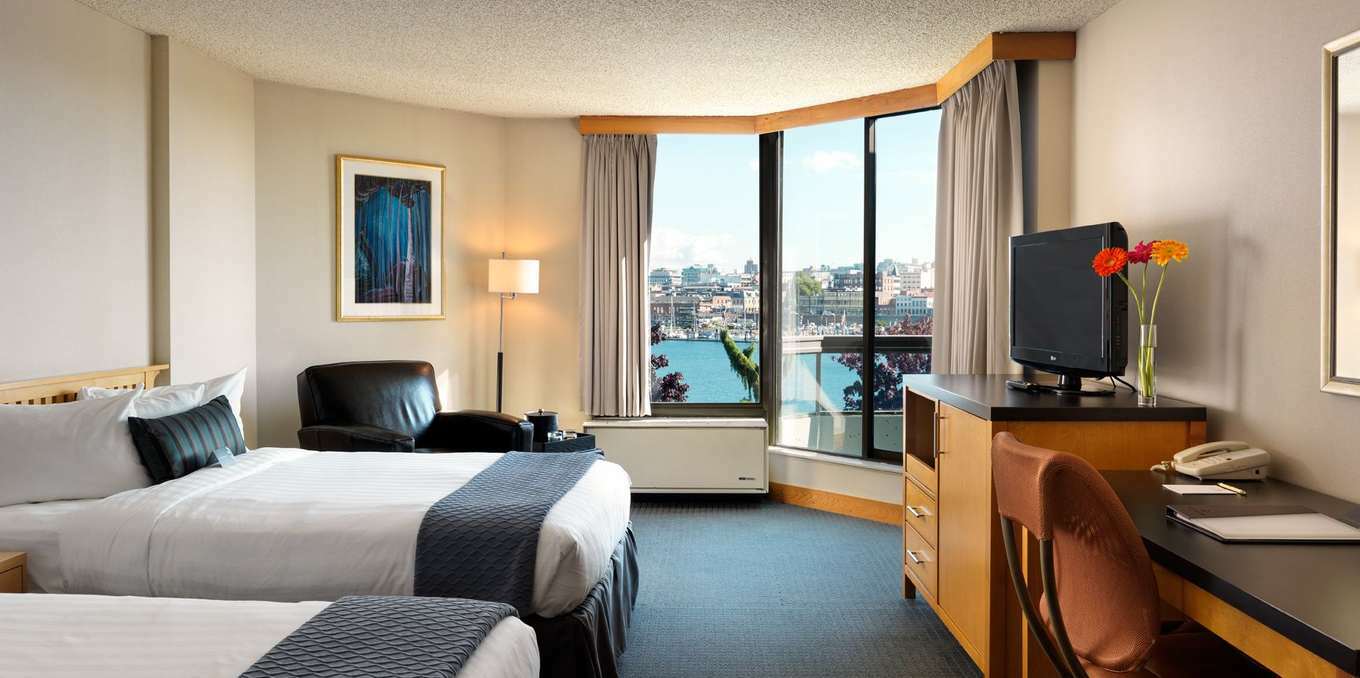 At Laurel Point 4* Victoria